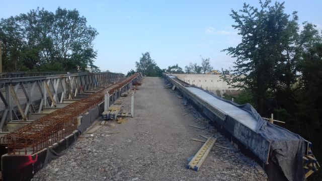 Sjezd do zahrádkářské kolonie