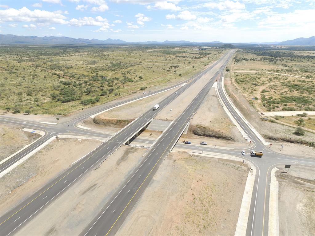 okahandja-windhoek-road-nears-completion2017-04-210.jpg