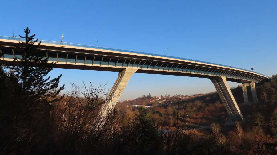Lochkovský most