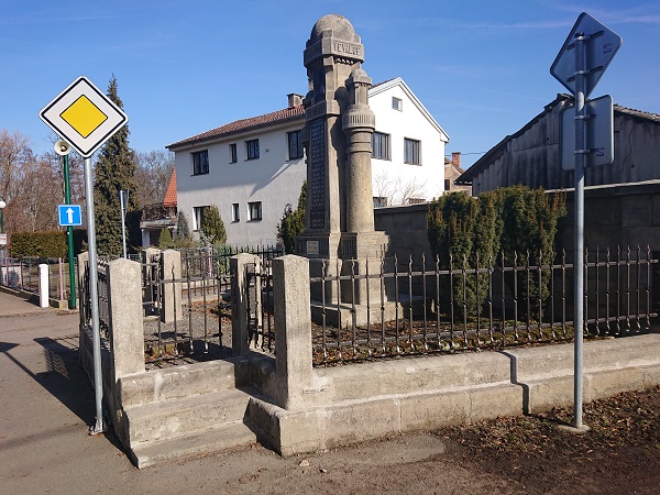 215.JPG