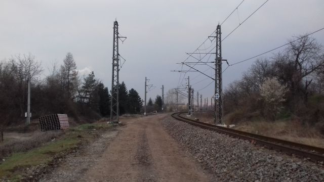 V tomto místě nadjezd spojku přecházel. Pohled od východu (Prosenic)