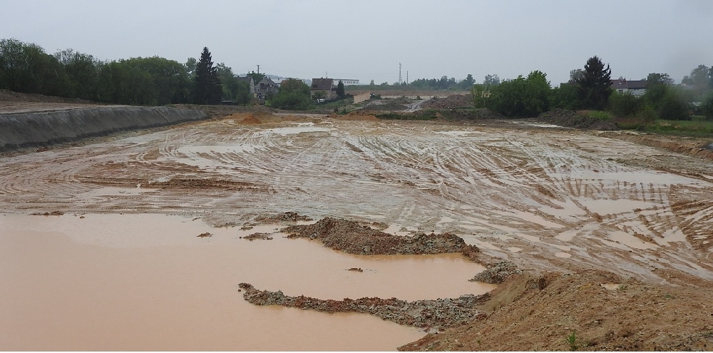 pohled ze Staré cesty k jihu sm. Ledenická