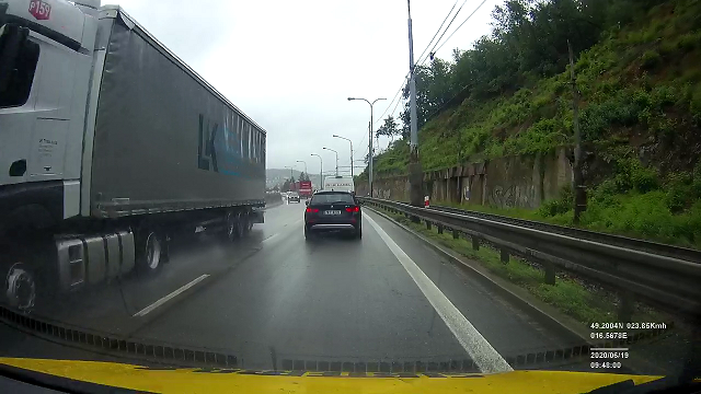 02_zarustani vegetaci.png