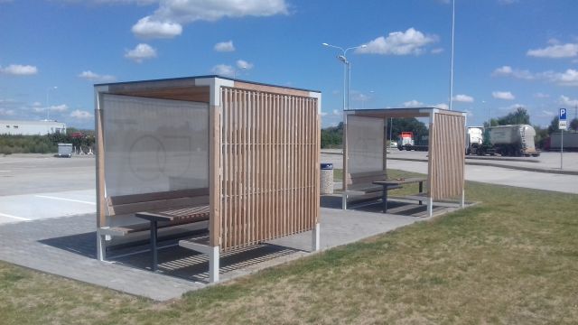 04 Odpočívka Křenovice.jpg