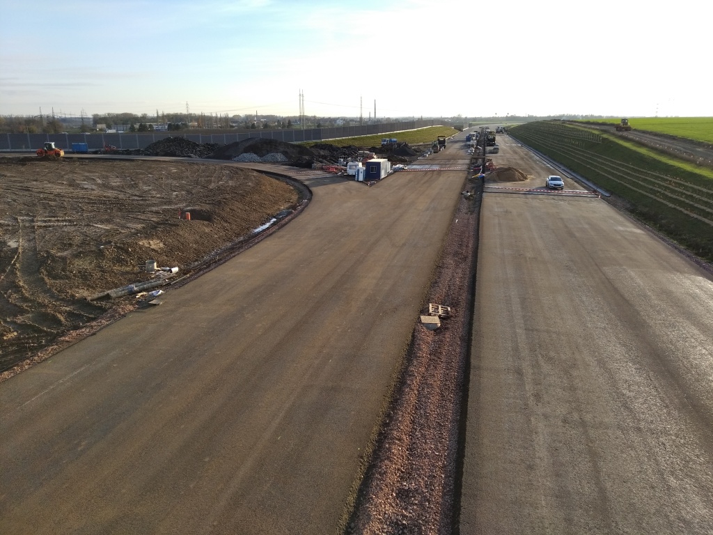 MÚK Jaroměř jih, směr Praha.