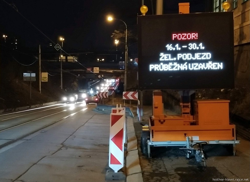 Zbývají necelé dva dny provozu nízkým podjezdem