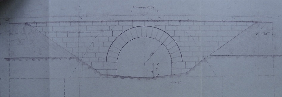 Propust 1019 před Paměticemi - kopie - kopie.JPG