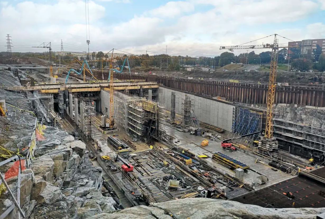 The Akalla section includes a 130m-long cut-and-cover tunnel (photo courtesy of Doka)