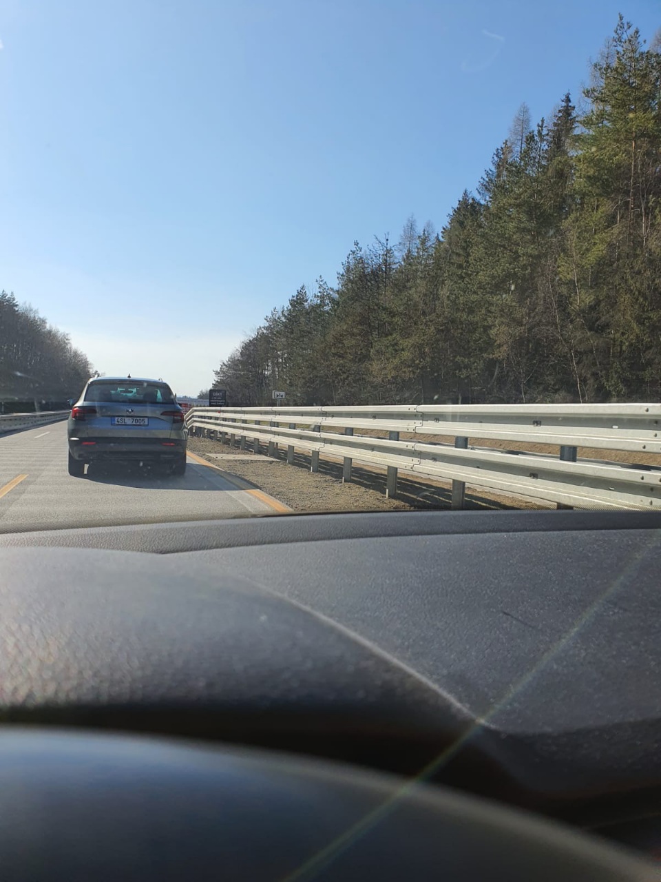 Tady máme dvouřadé NH4