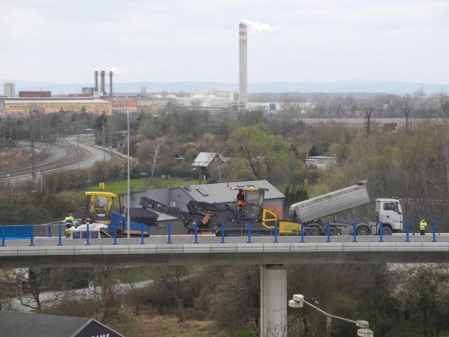 102.JPG