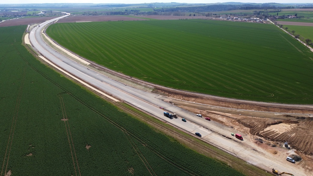 trasa od MÚK, směr HK