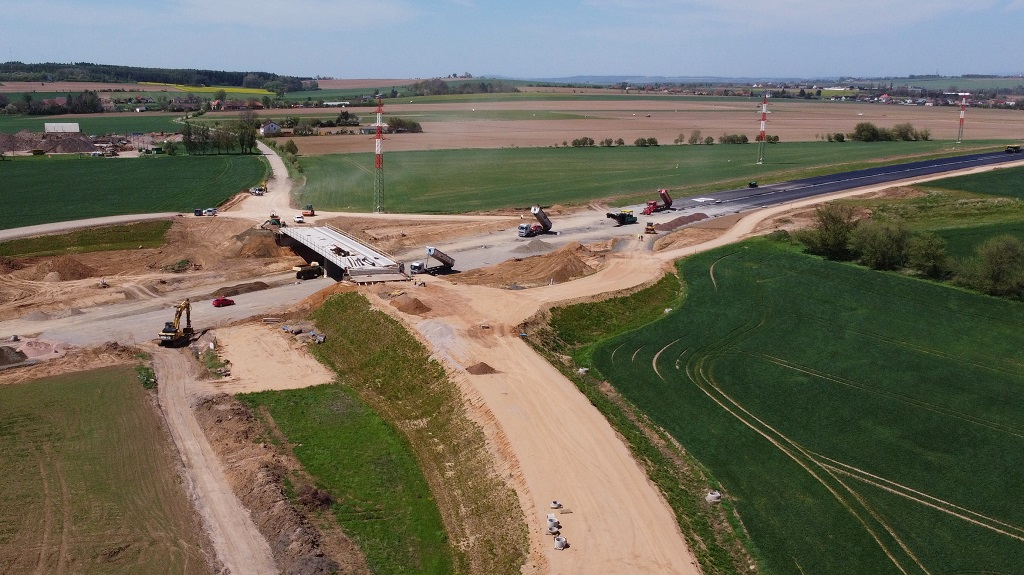 vpravo směr Jaroměř