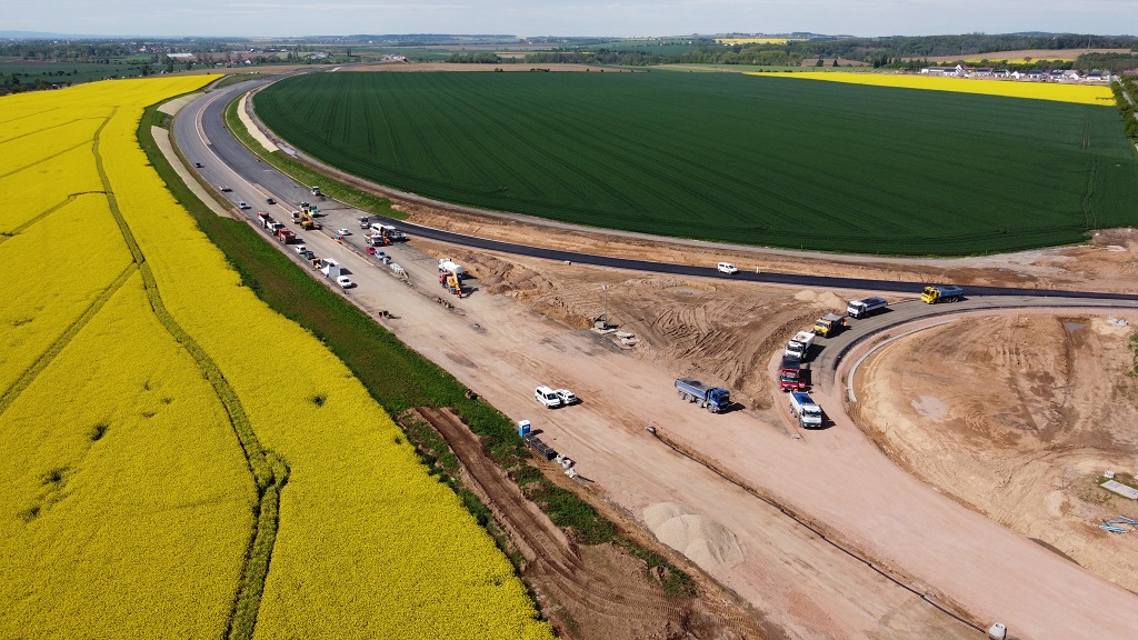 Trasa D11 od MÚK Smiřice, směr Hradec Králové.