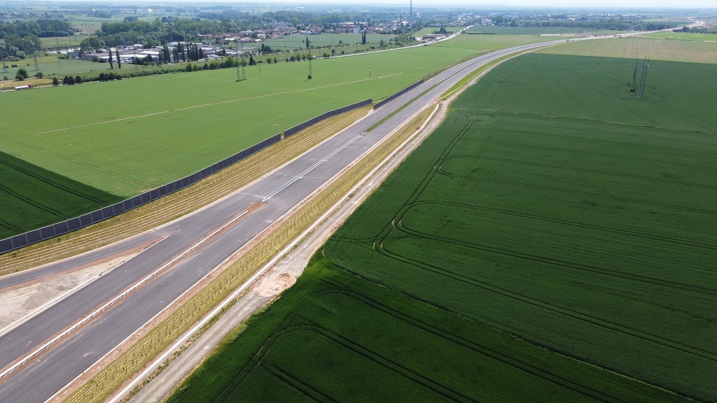 Trasa od MÚK, směr Hradec Králové.