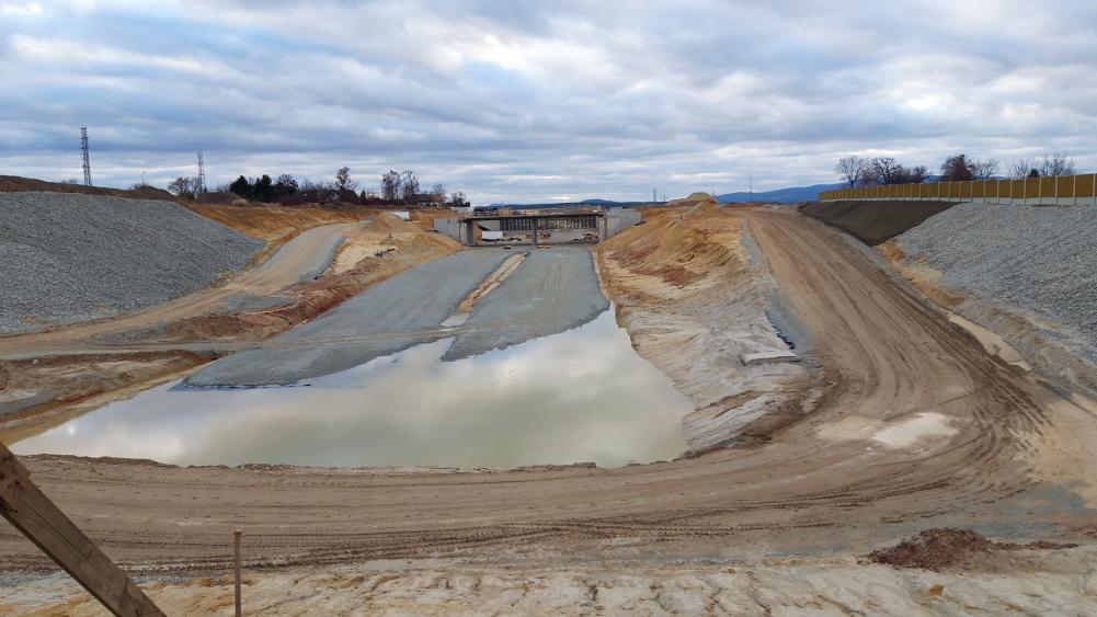 Pohled z Ledenické na jih