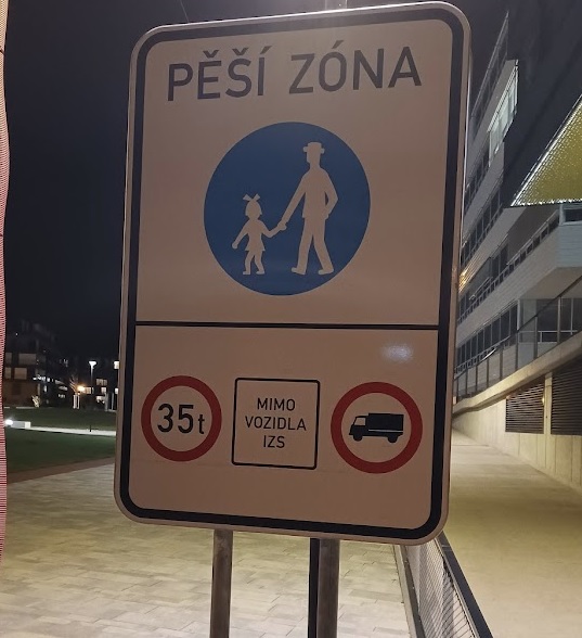 Bez názvu.jpg