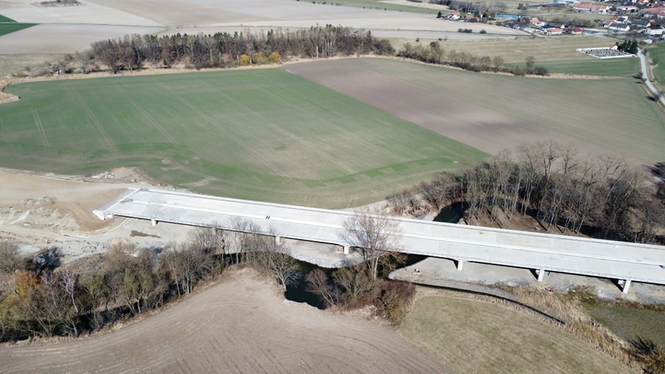 27.3.2022 Časy-Ostrov.Estakáda nad řekou Loučná