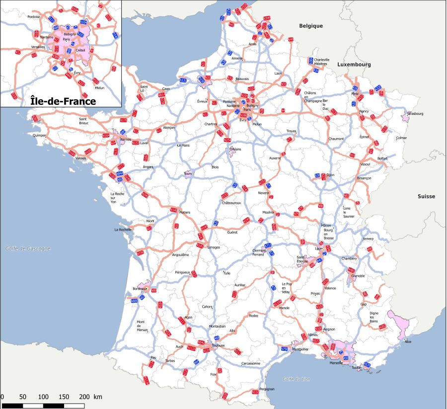 červená barva = "decentralizovatelné silnice"<br />modrá barva = ponechává si stát resp. koncesní dálnice