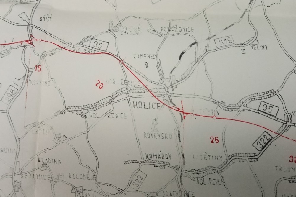D 35 1984 Holice.jpg