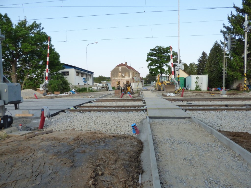 Přejezd Včelná.jpg