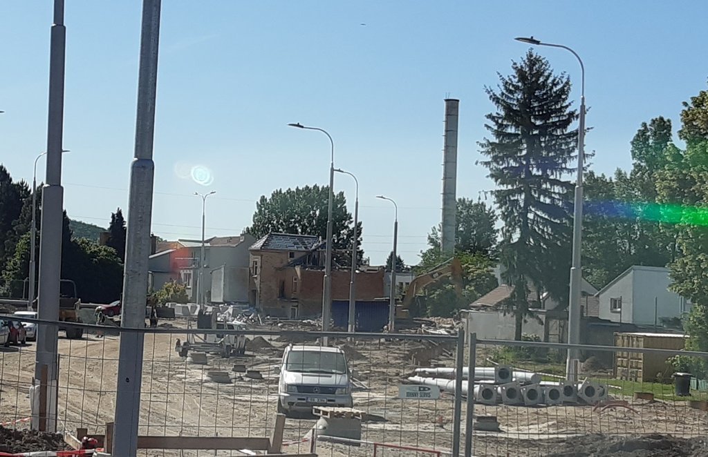 tomkac-23-06-01_demolice-det.jpg