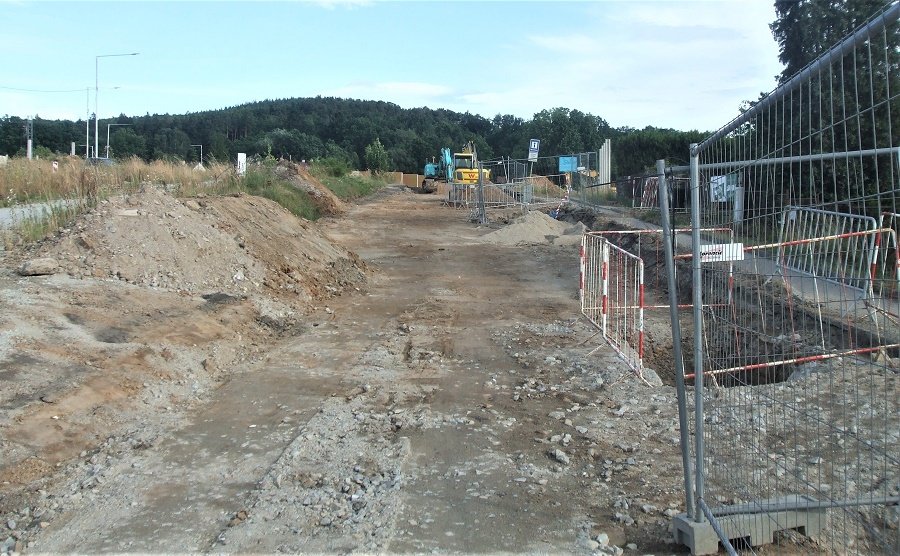 Rameno křižovatky Novohradská ul.