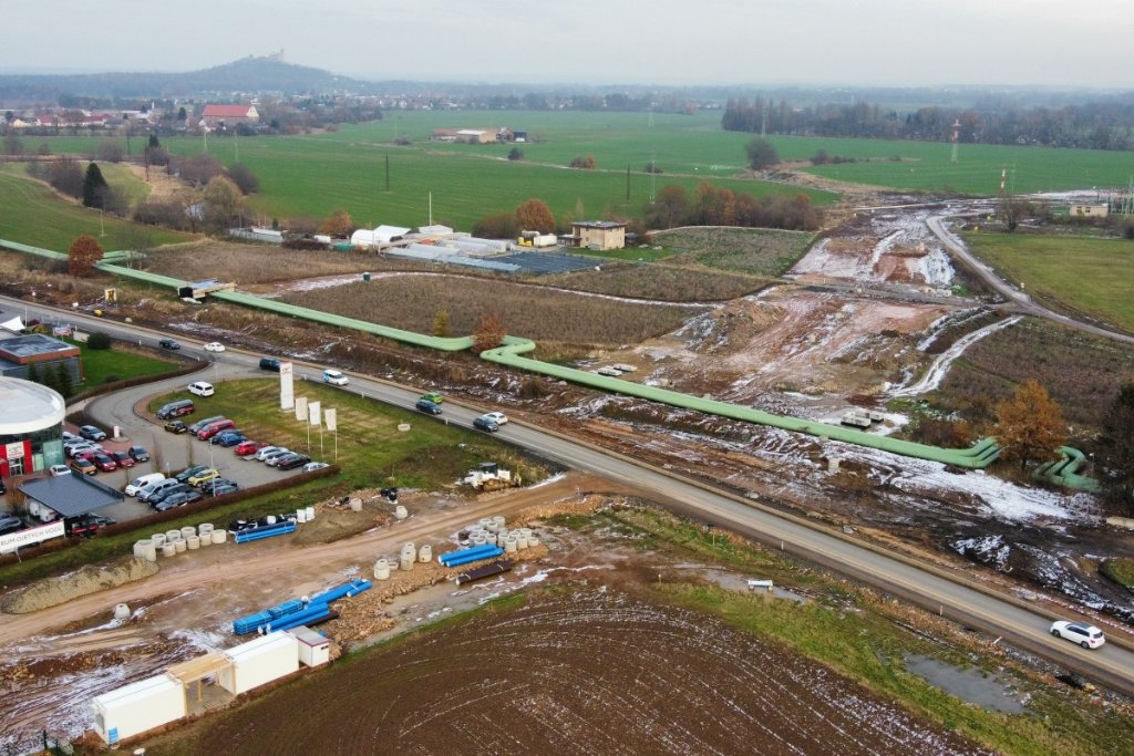 Křižovatka s ulicí Hradecká