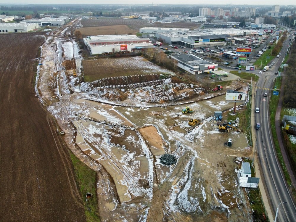 OK s ulicí Poděbradská