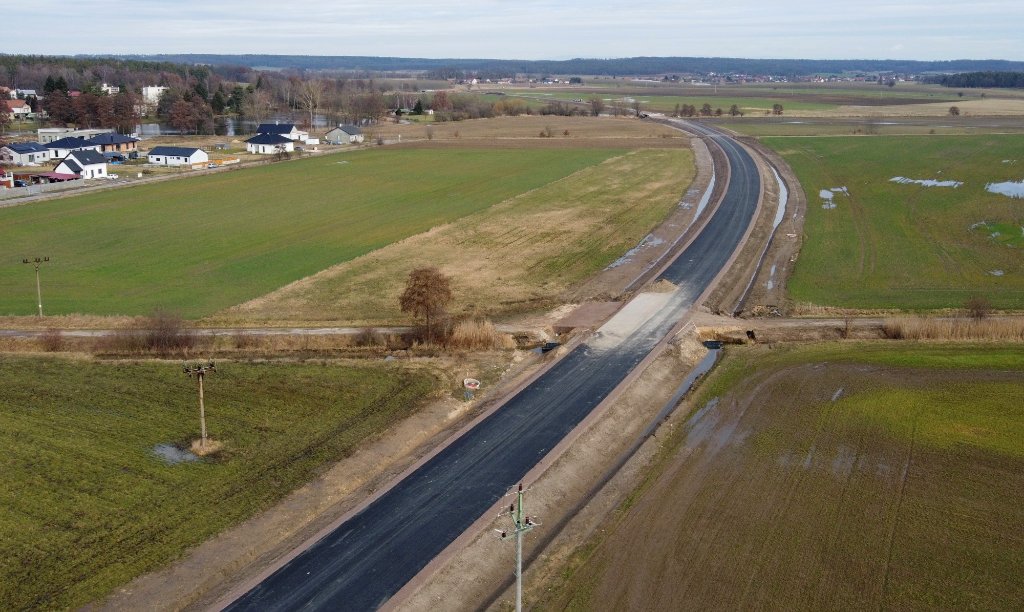 Obchvat Rokytna, křížení s polní cestou