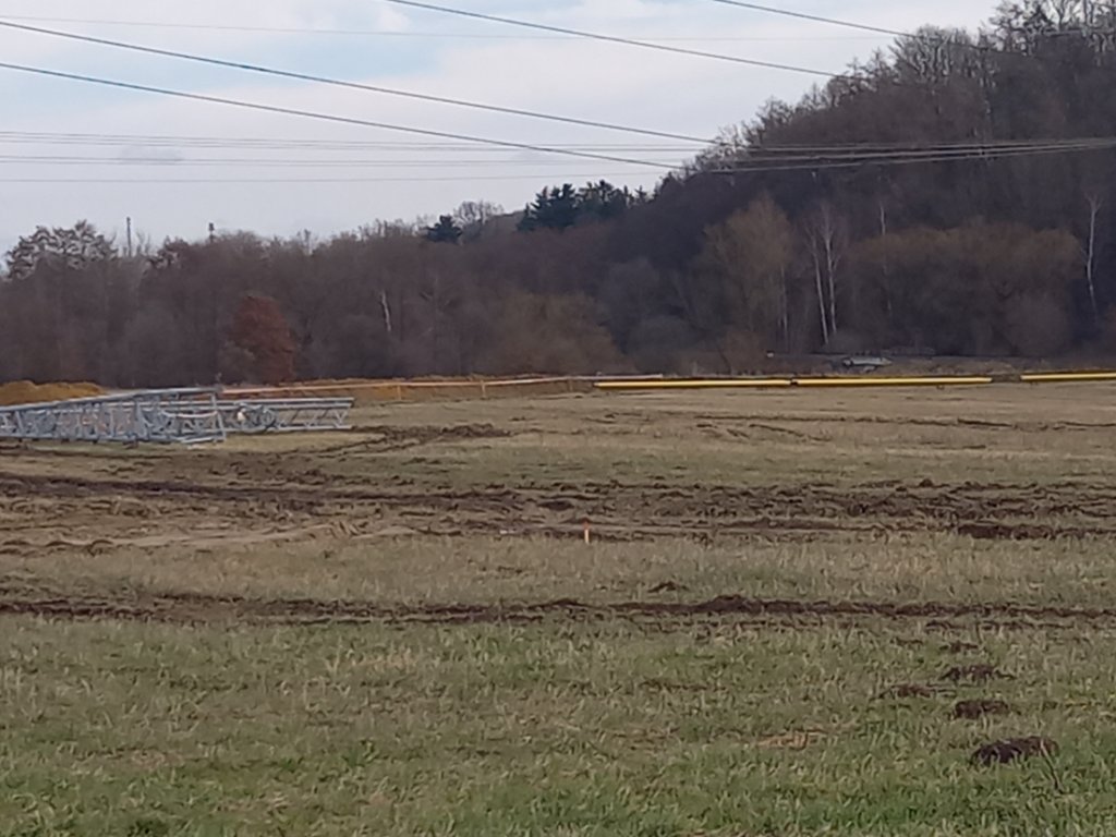 Přeložka plynu u kolejí.jpg