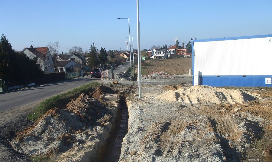 Pokračují úpravy na místě bývalé provizorní točny MHD.