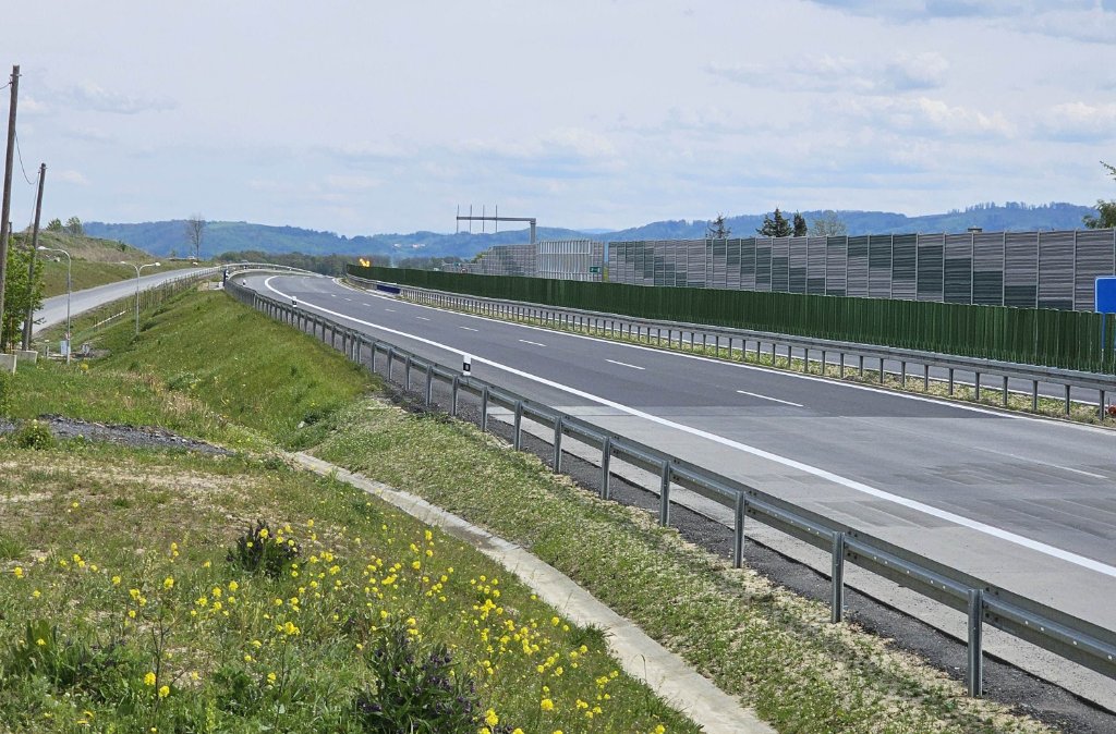 Nový úsek u Bělotína směr Nový Jičín