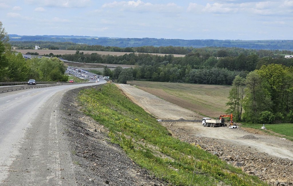 MÚK Dub od Nového Jičína + rozšiřování vozovky