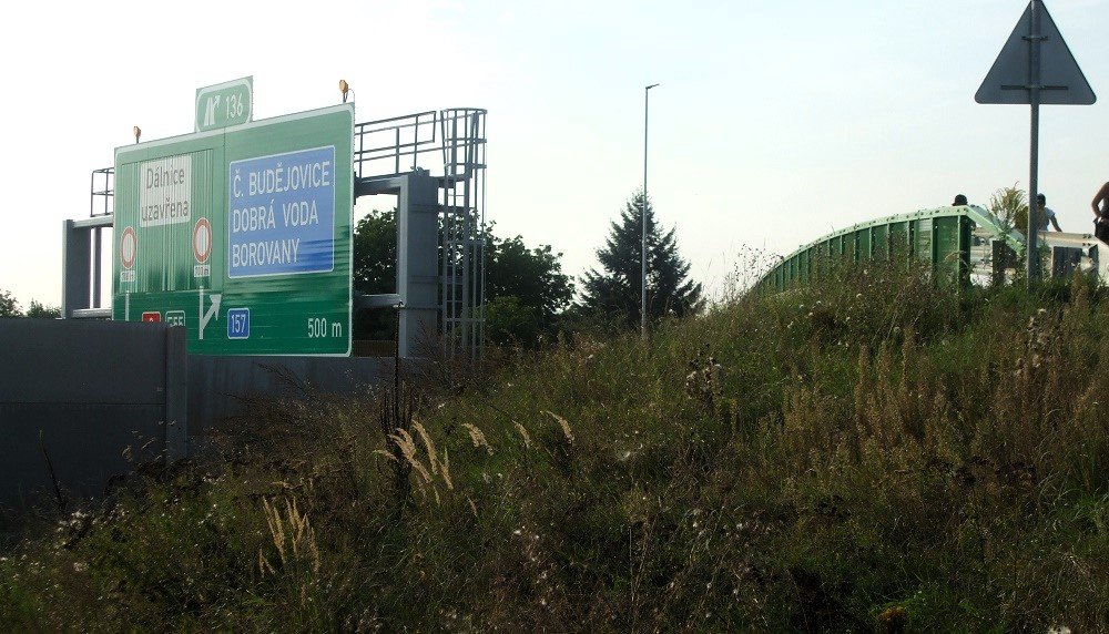 Tabule u přemostění