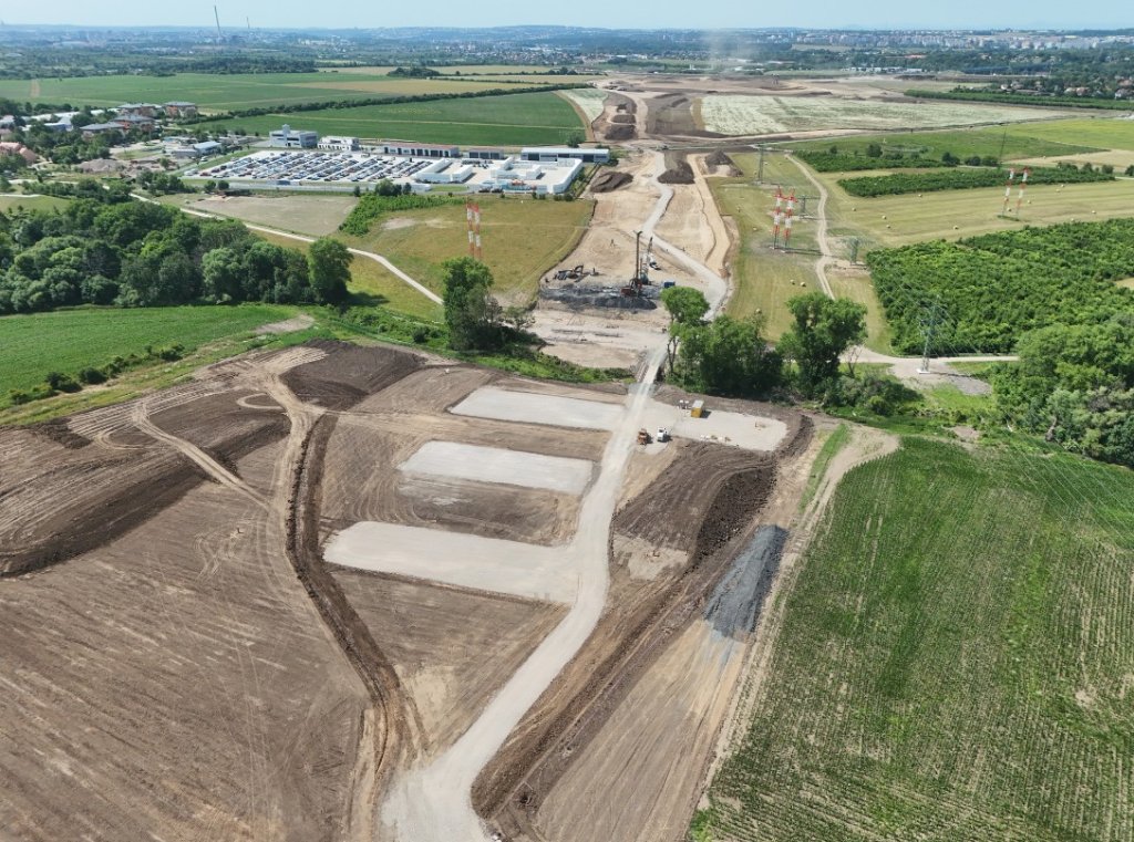 Mezi Kolodějemi a Dubčí přes Běchovický potok