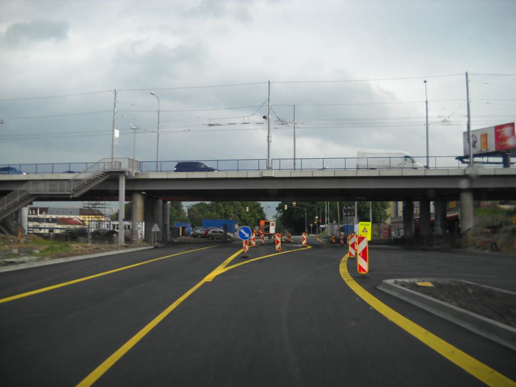 pod mostem Českobratrská