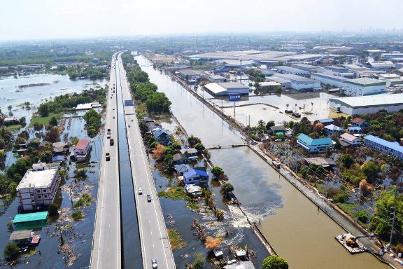 Bang Pa-in - Pak Kret Expressway, Bangkok - 28/11/2011