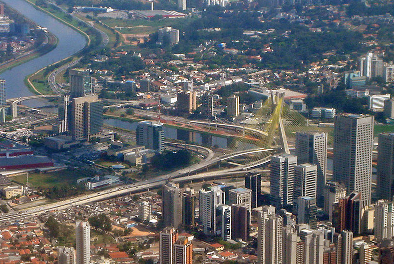 Sao Paulo sky line.png