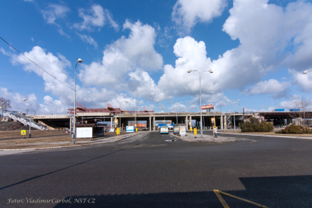 .<br />Pohled na Svinovské mosty od jihu.