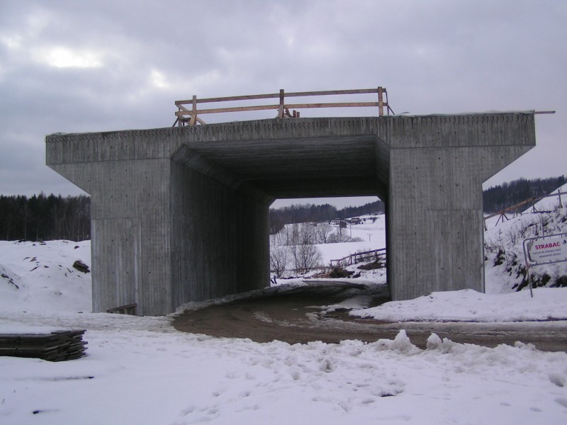 I13_pic1.jpg