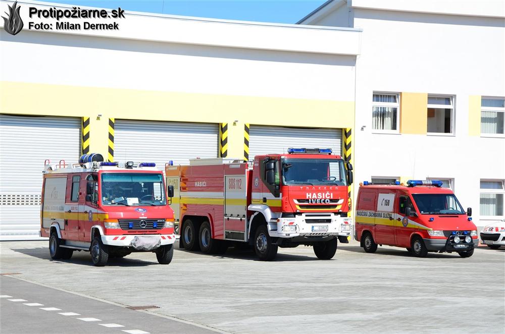 AHZS 1A MB Vario 815D<br />1000 l vody, 50 l penidla<br /><br />CAS 30 - IVECO TRAKKER<br />9000 l vody, 800 l penidla <br /><br />AHZS 2A MB Sprinter 314<br />vozidlo v zálohe