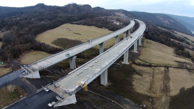 estakáda Prackovice