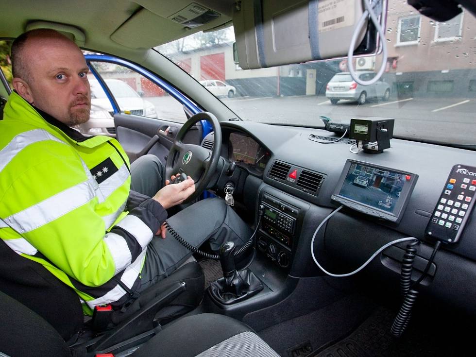cl-policie-vybaveni-technika-polcam-kamera-radar-sluzebni-vuz-1403_galerie-980.jpg