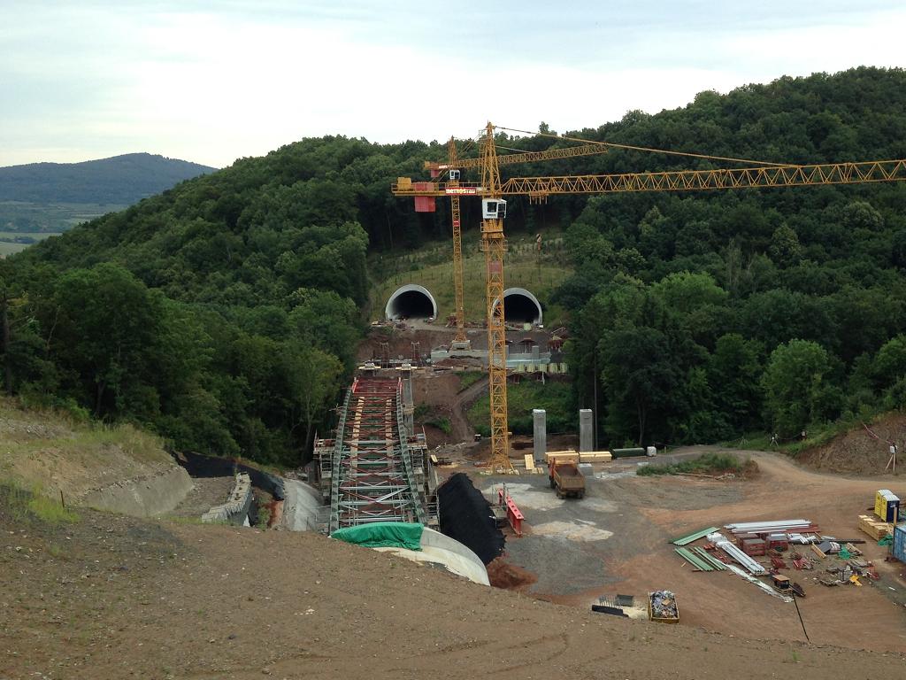 uhelna strouha 2.jpg