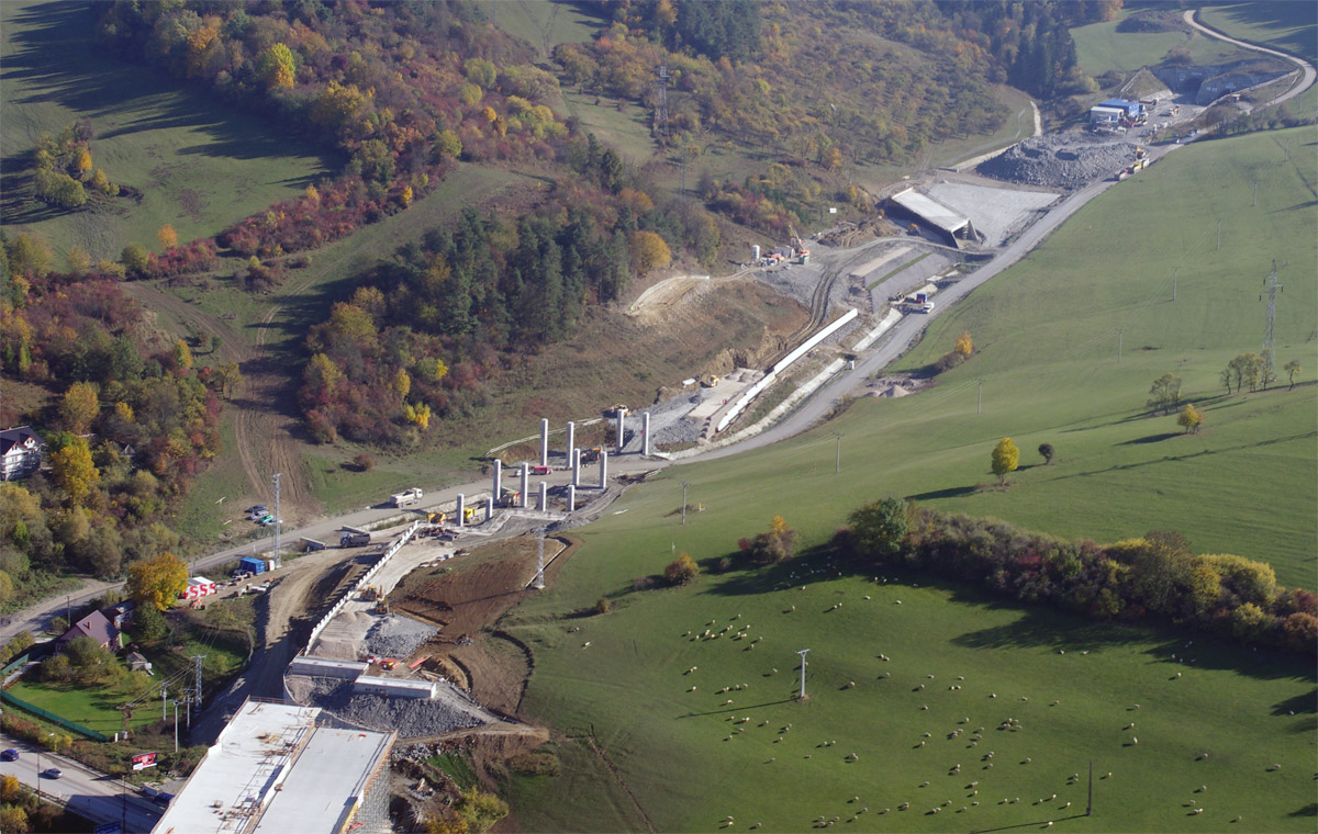 úsek od křižovatky po tunel Ovčiarsko, západ