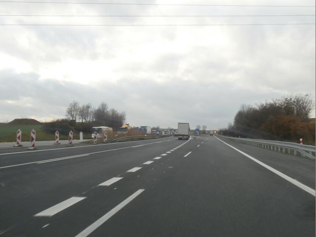 PB230002b.jpg