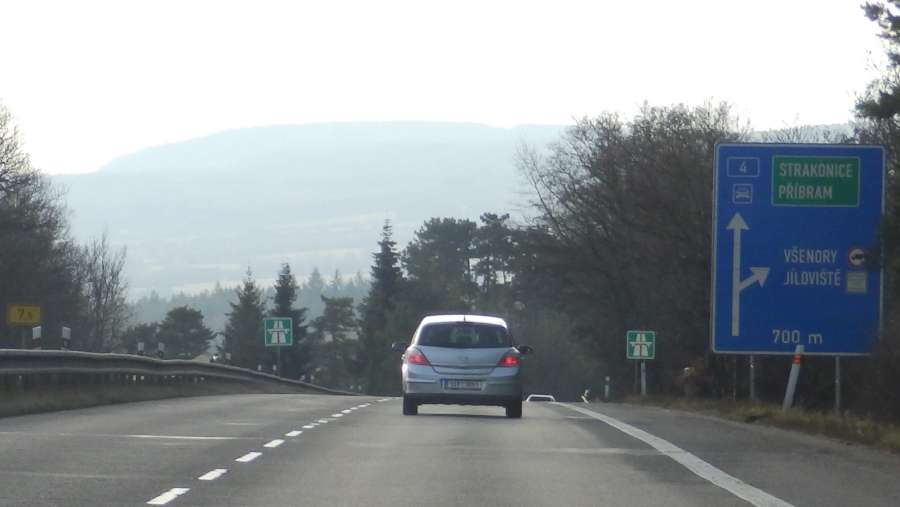 chybí dodatkovka se vzdáleností 1500m