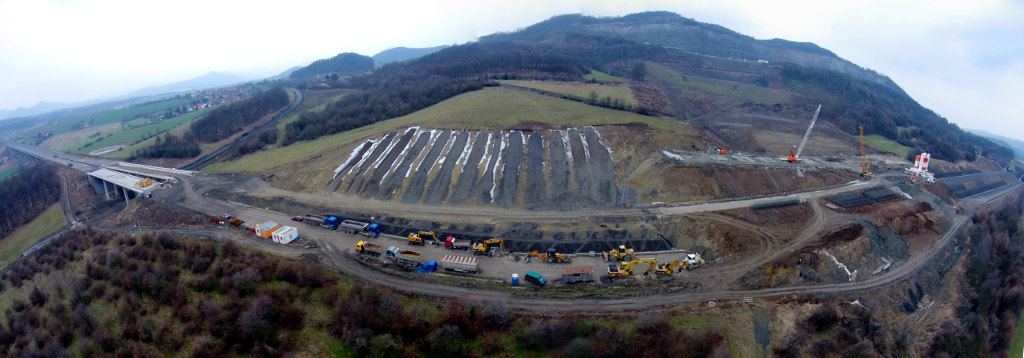 d8 - DJI00078 - DJI00082 - panorama - nahled.jpg