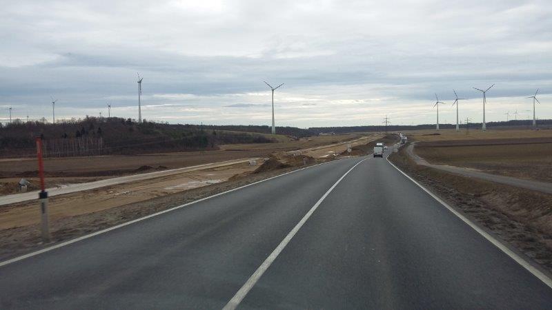 B7 severně od Schrick, pohled na jih